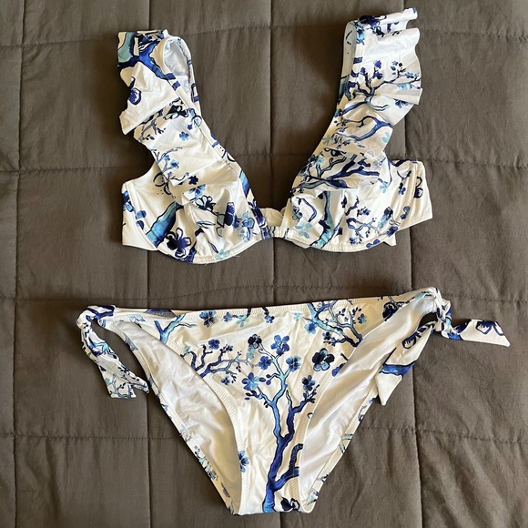 Vilebrequin Other - Vilebrequin Swimsuit Blue White Cherry Blossom Bikini Size Large